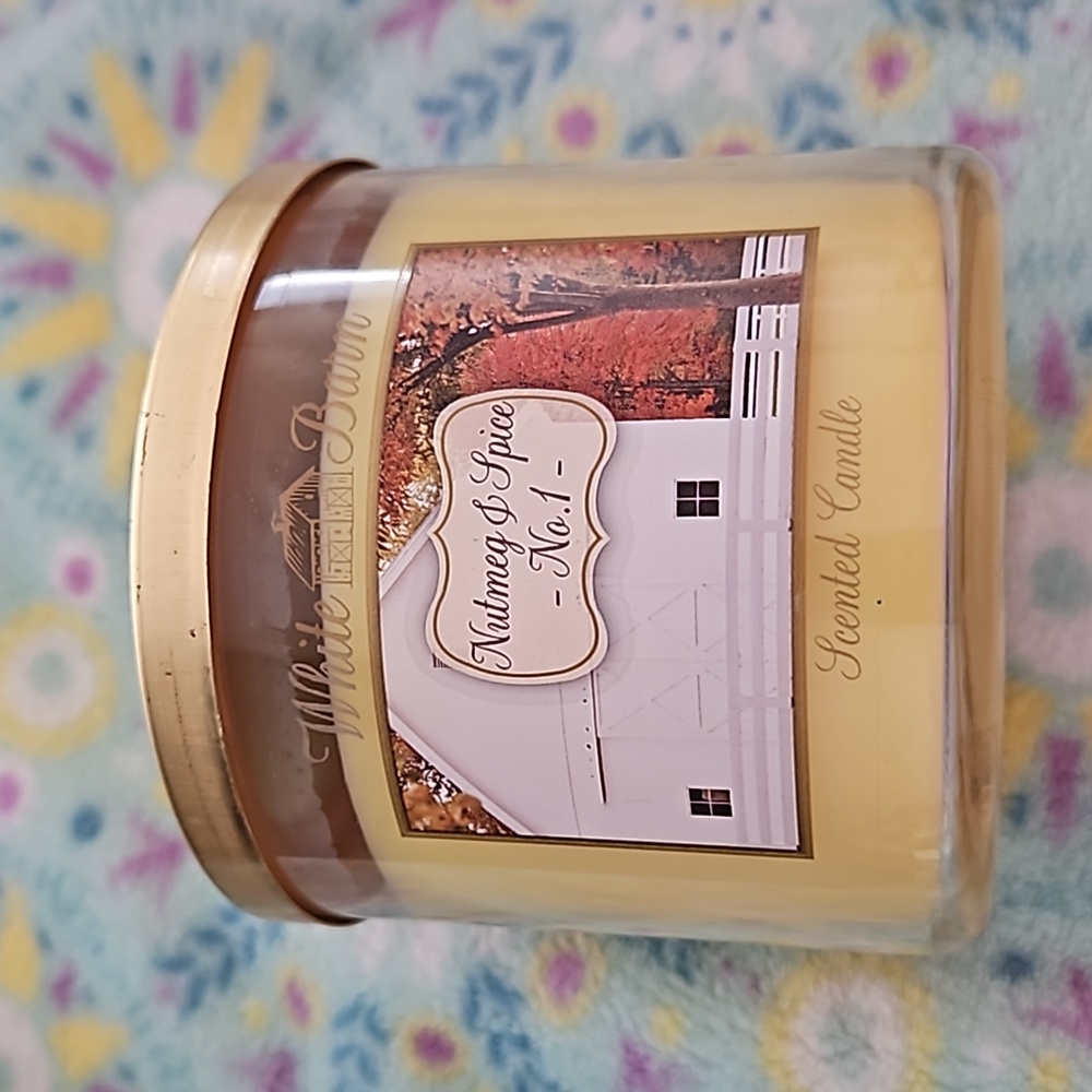 Bath and Body Works Nutmeg & Spice No.1 3 wick candle from 2012 Christmas
